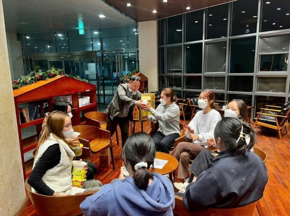 Cuộc Sống Học Tập và Sinh Hoạt Của Du Học Sinh Tại Hàn Quốc